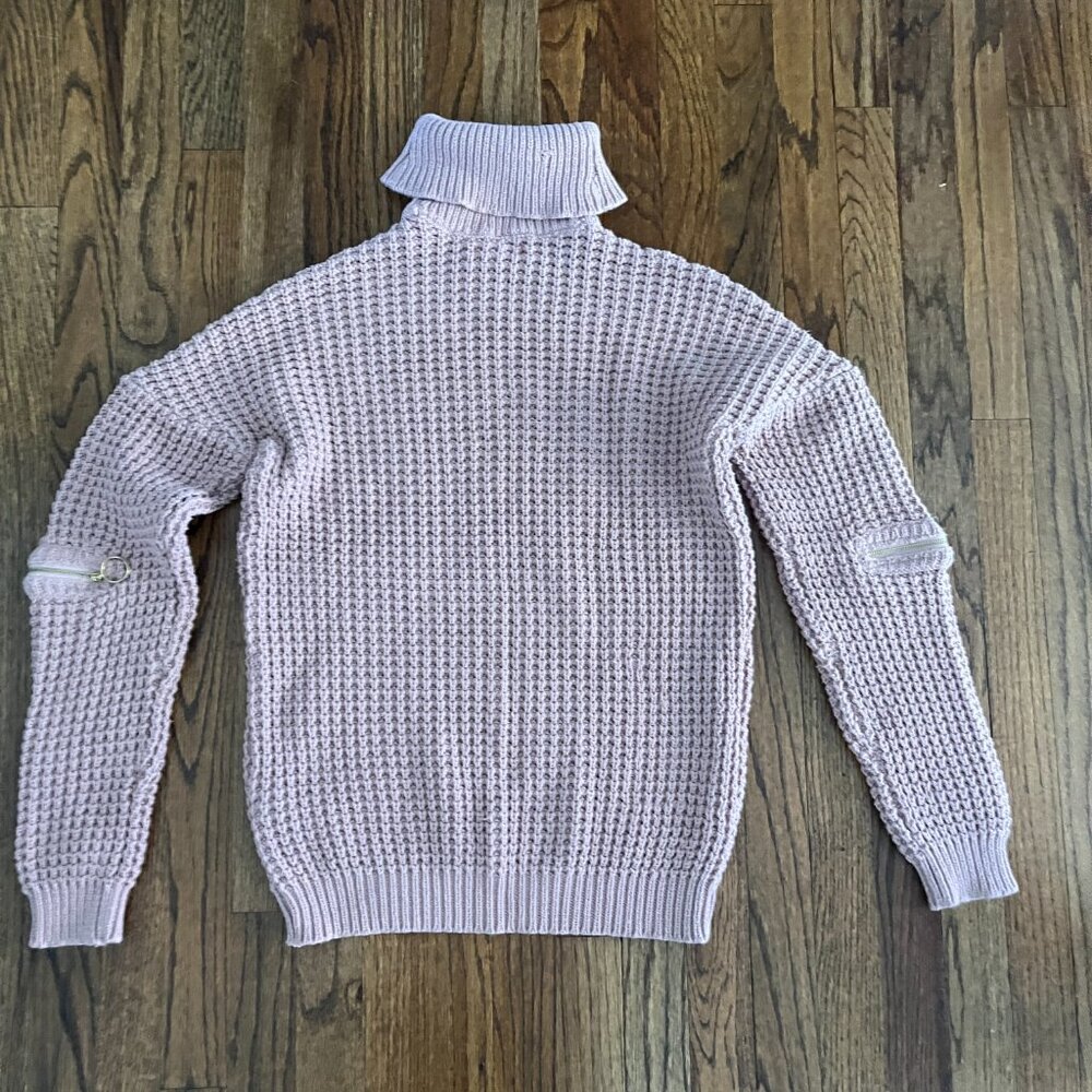 Guess Sweater Turtleneck Gold Zipper Elbow Accent Dusty Pink Modern Preppy L